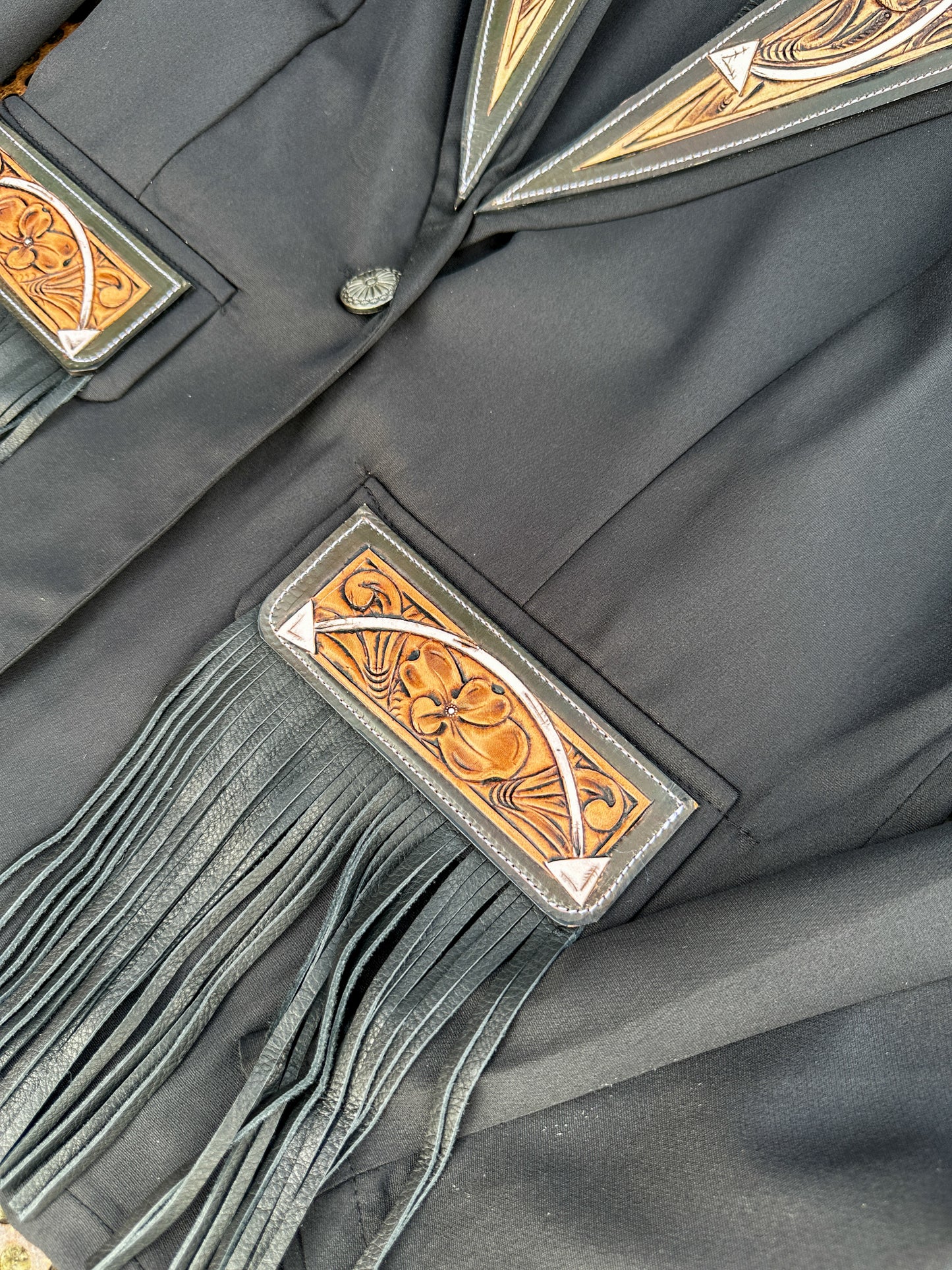 Arrow hand tooled lapel blazer with fringe in black