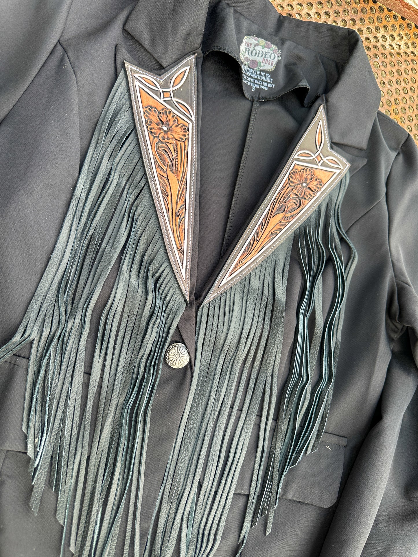 Boot stitch hand tooled lapel blazer with fringe in black