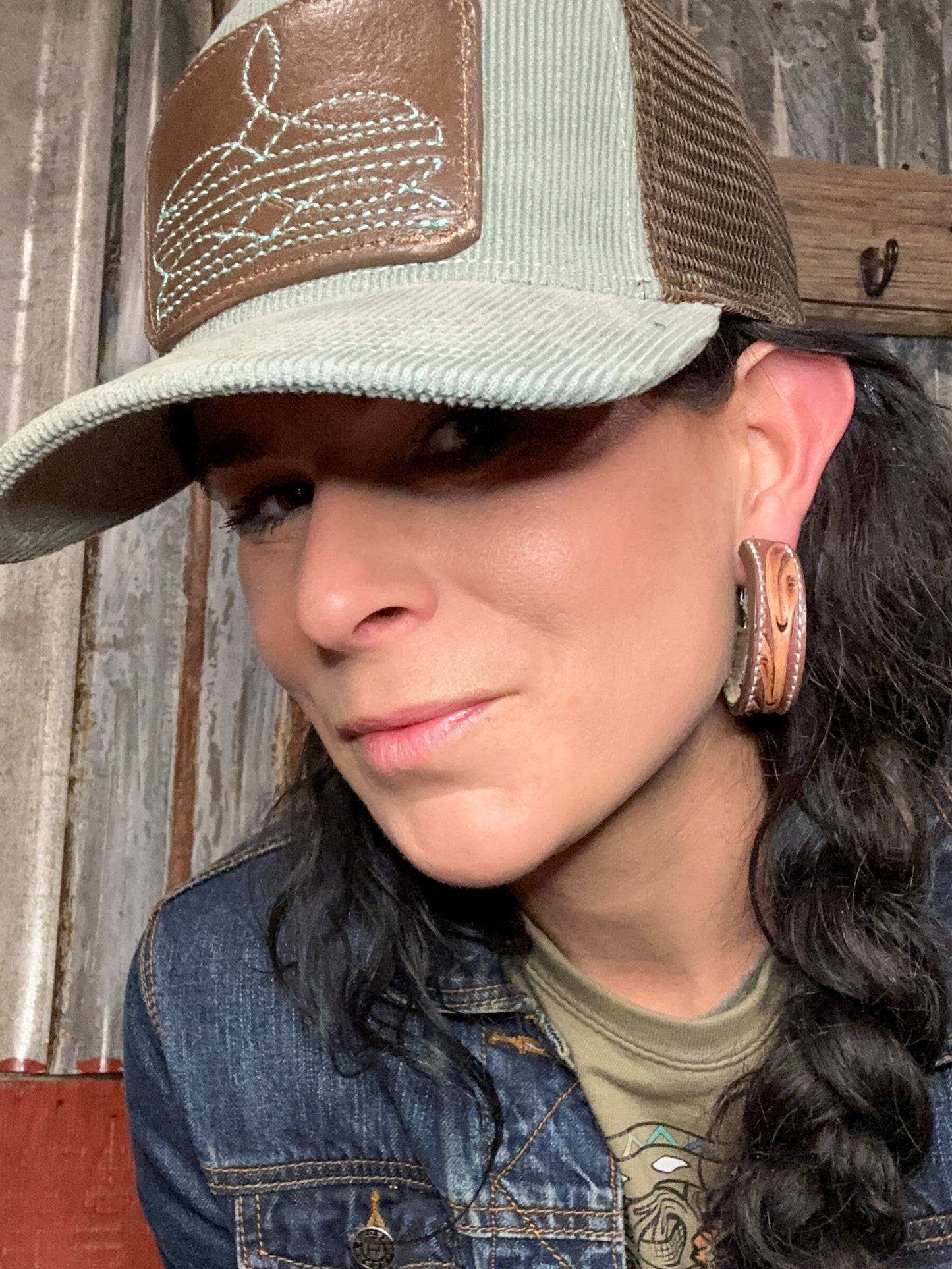 Tooled Vera Hoop Earrings 40mm